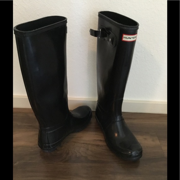 Hunter Shoes - Hunter tall black Gloss rubber rain boots 8us